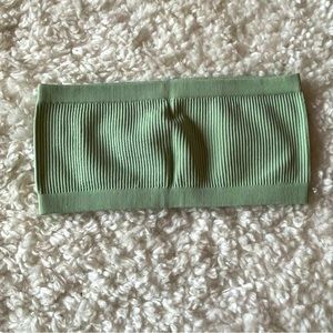Colsie seamless bandeau 💚